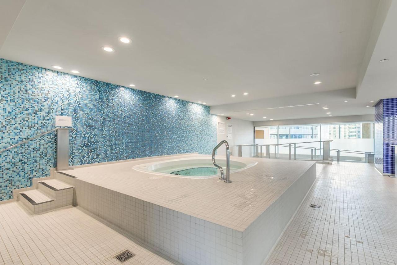 דירות טורונטו Gorgeous 1Br W/Parking Across The Scotiabank Arena מראה חיצוני תמונה
