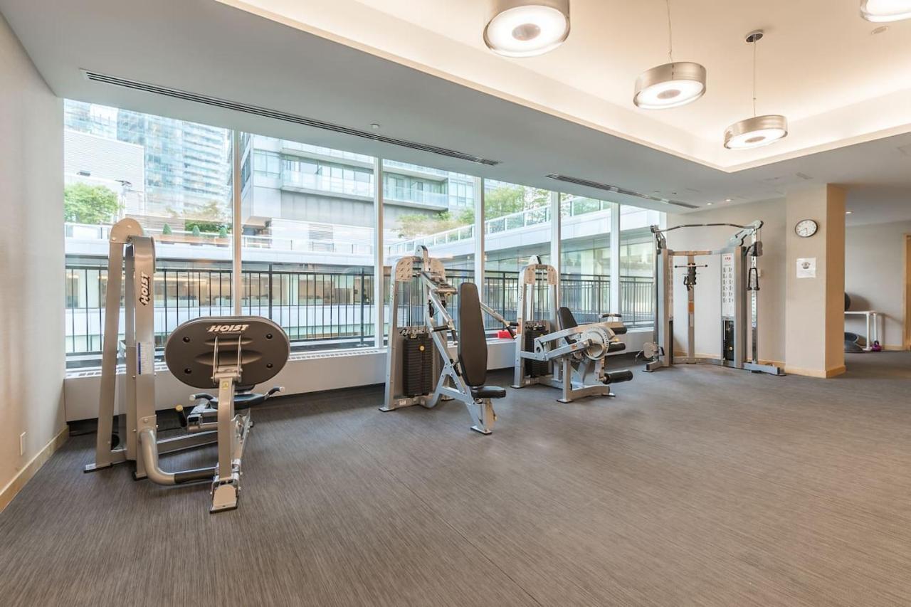 דירות טורונטו Gorgeous 1Br W/Parking Across The Scotiabank Arena מראה חיצוני תמונה